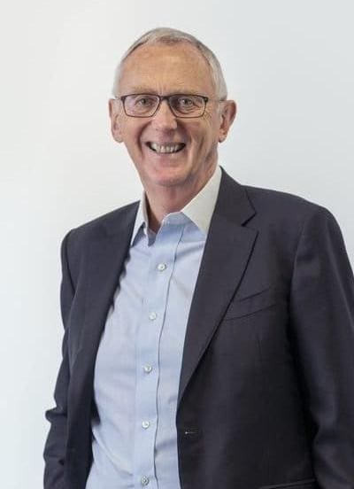 Portrait of Gary McGann, member of the Venturewave Capital Global Advisory Council