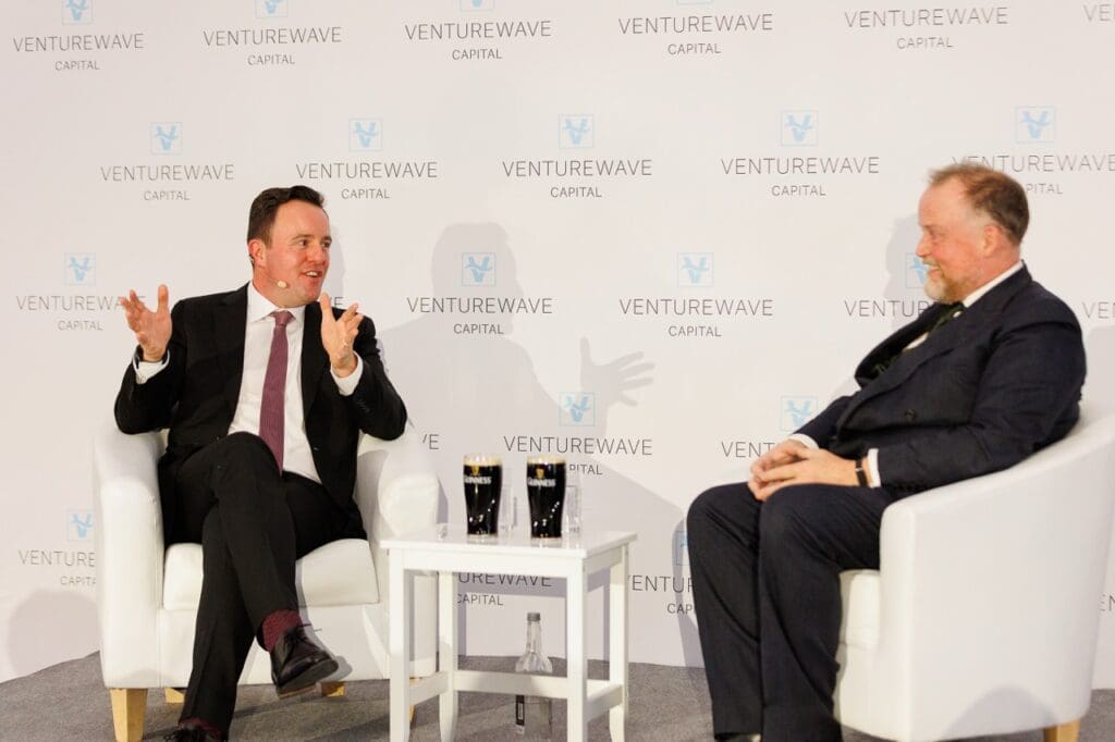Alan Foy in conversation with Lord Iveagh at the Venturewave Global Advisory Council Dinner 2024.