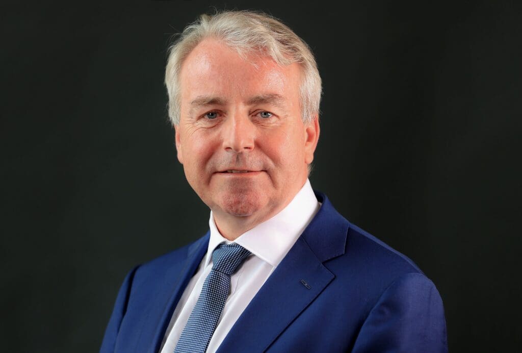 t Neil Naughton, Member of Venturewave Global Advisory Council